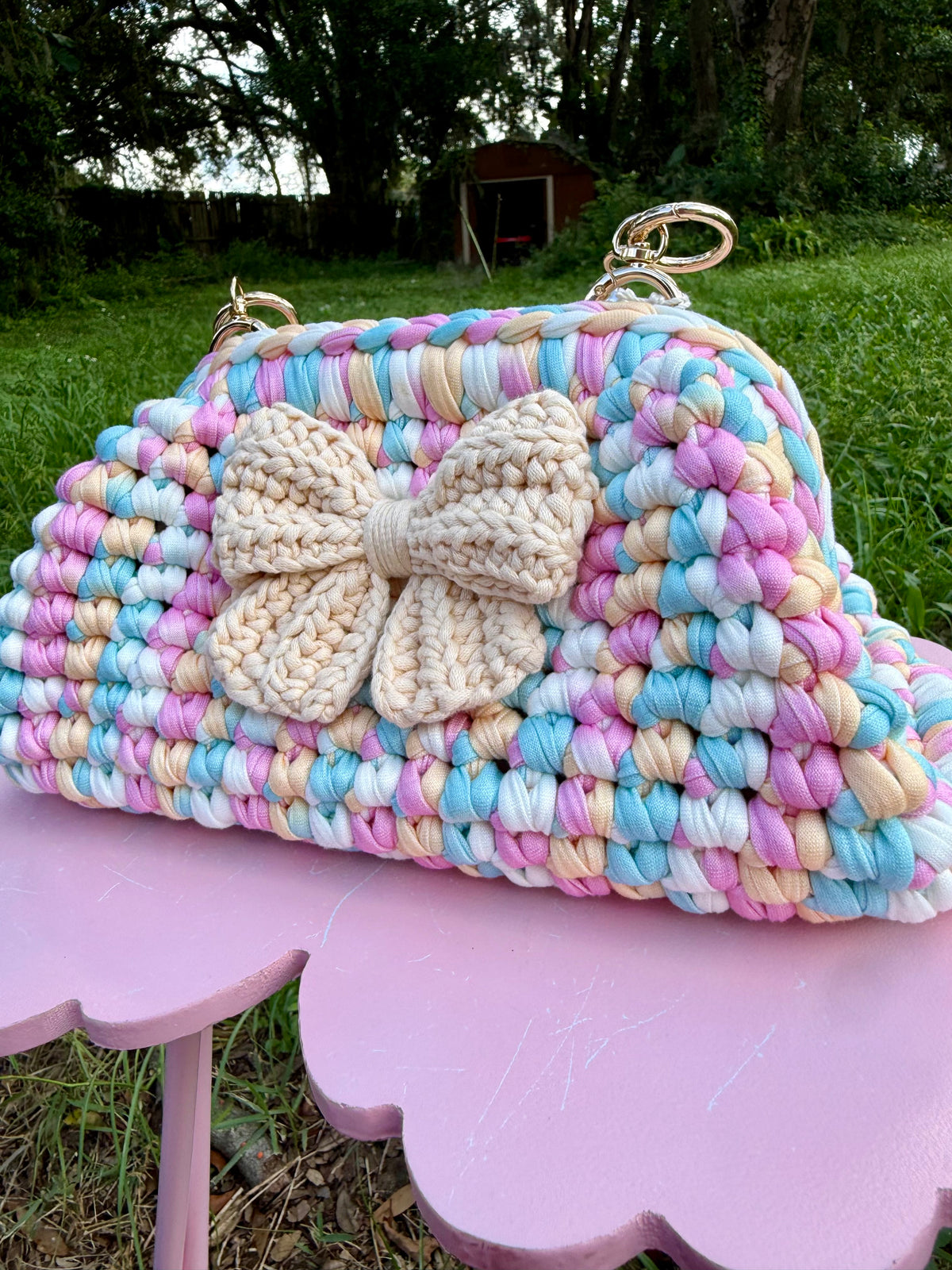 Sugar Bow Kiss Lock