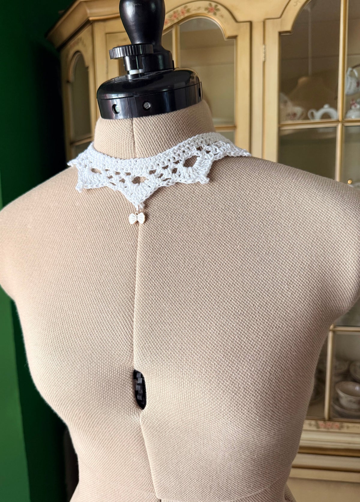 Charming White Choker